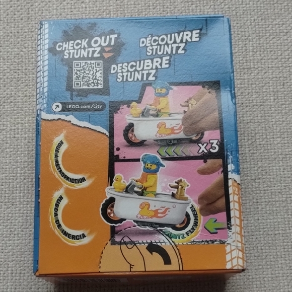 LEGO City Stuntz Bathtub Bike with Yellow and White - Picture 6 of 6
